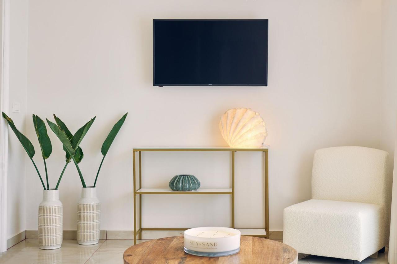 Apartment Blush & Crema *