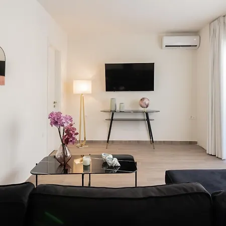 Blush & Crema Apartments Zakynthos Town Exterior photo